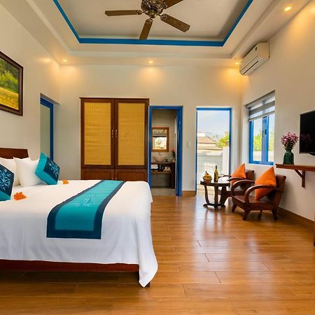 Local Beach Front Villas Tan Thanh Exterior foto