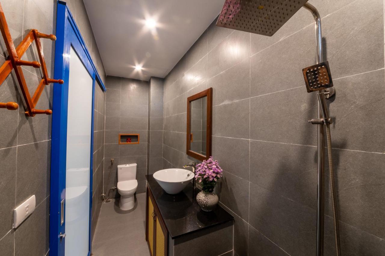 Local Beach Front Villas Tan Thanh Exterior foto